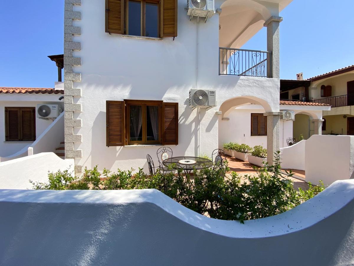 Appartamenti Residenziali Bonsai San Teodoro  Exterior foto